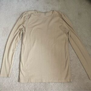 Soor Ploom women’s essentials long pouf tee in almond - pointelle heart sz M